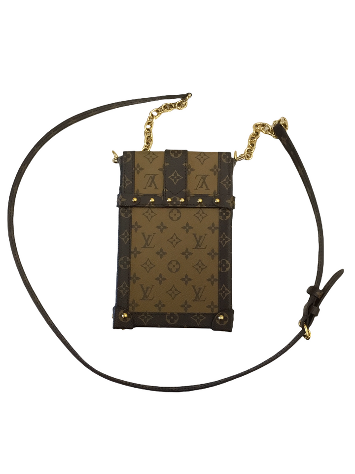 Handbag Designer By Louis Vuitton Size: Small