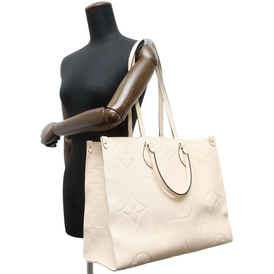 Louis Vuitton Monogram Emplant On The Go GM Shoulder Bag Creme