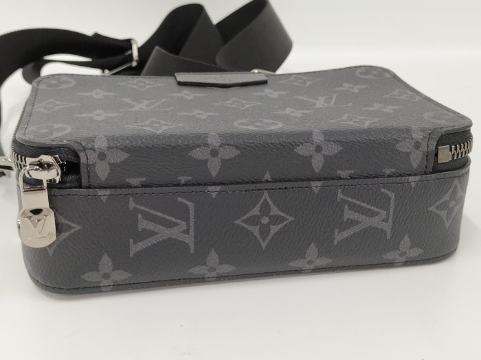 Louis Vuitton Alpha Wearable Wallet Shoulder Bag Monogram Eclipse