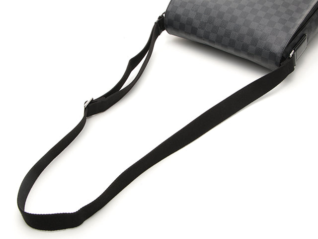 Louis Vuitton Daniel MM Damier Graphite
