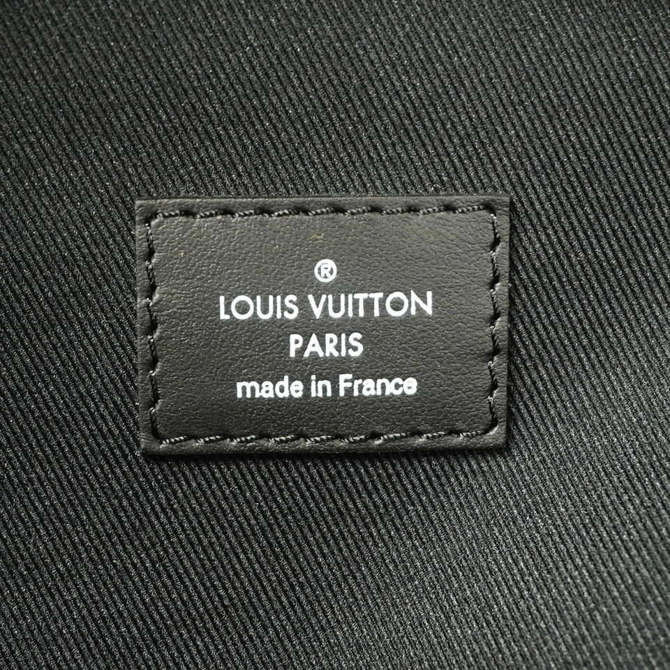 Louis Vuitton Rucksack Taurillon Discovery Backpack Noir