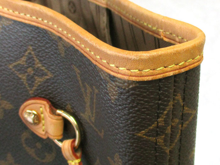 Louis Vuitton Neverfull MM Tote Bag Monogram