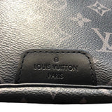 Louis Vuitton Discovery Bum Bag Black Body Bag