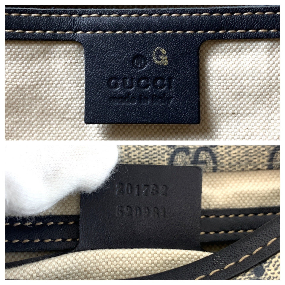 Gucci Shoulder Bag 201732 GG Supreme Canvas Gray Navy SilverMetal Shoulder Bag Messenger bag mens
