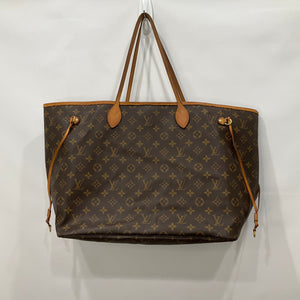 Handbag Luxury Designer By Louis Vuitton Size: Large