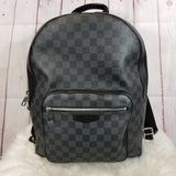 Backpack Designer By Louis Vuitton Size: Large