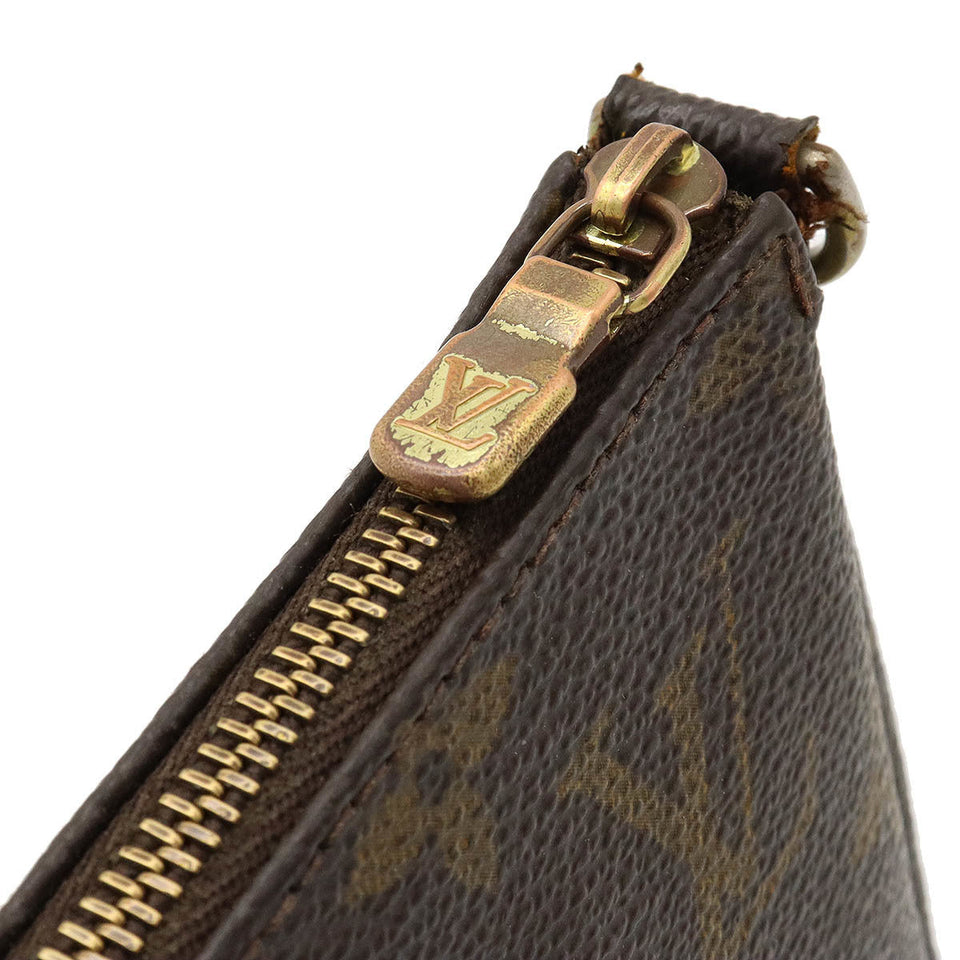 Louis Vuitton Pochette Accessoires Handbag