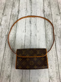 Handbag Luxury Designer By Louis Vuitton Size: Small