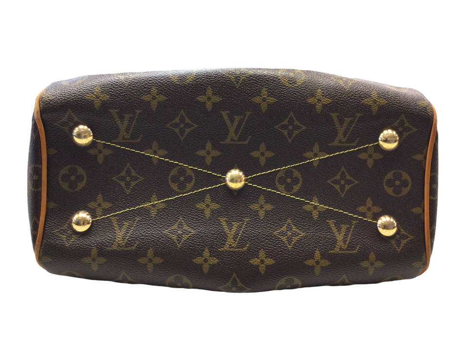 Handbag Luxury Designer By Louis Vuitton Size: Small