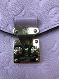 Crossbody Luxury Designer By Louis Vuitton Size: Medium