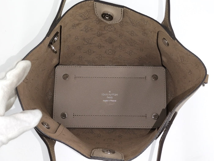 Louis Vuitton Hina PM Shoulder Bag Tote Mahina Galle