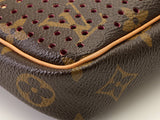 Louis Vuitton Pochette Accessoire Monogram Perfo Fuchsia