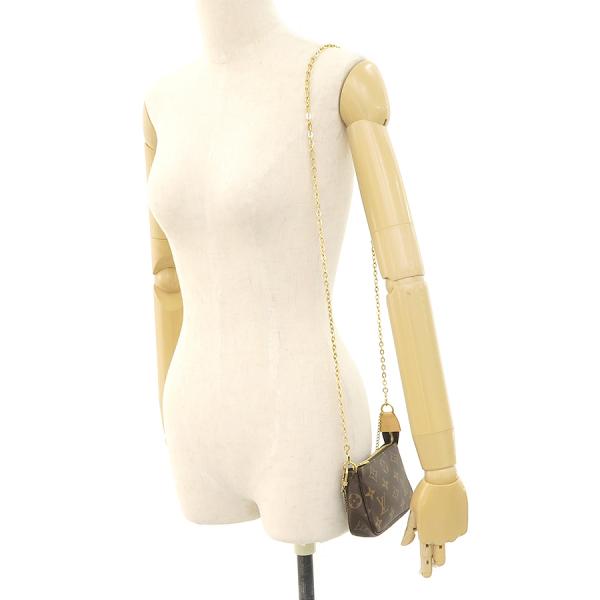 Louis Vuitton Mini Bag pochette Accessoire