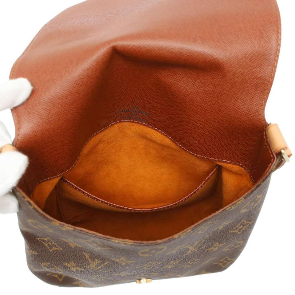 Louis Vuitton Shoulder Bag Monogram Musette Salsa Short