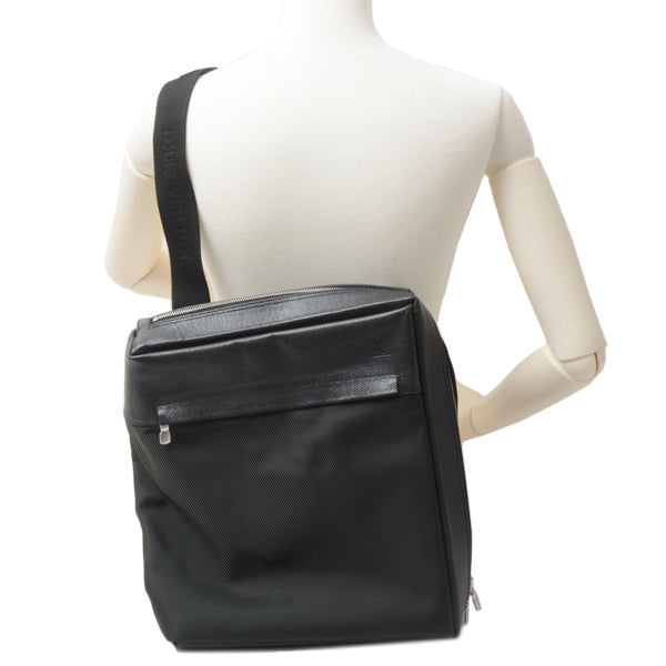 Louis Vuitton Bag Taiga Beluga Shoulder Bag Body Bag
