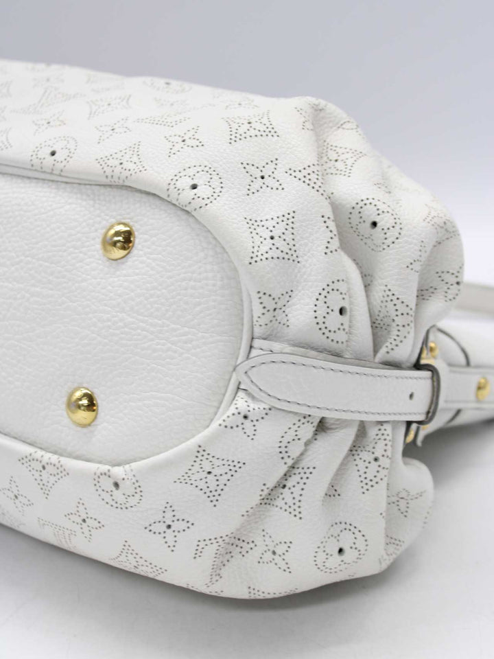 Louis Vuitton Mahina Leather XL Shoulder Bag White