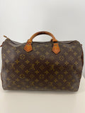 Handbag Luxury Designer By Louis Vuitton Size: Medium