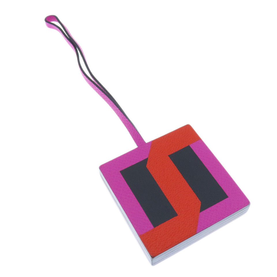 Hermes key ring Epsom, Leather pink Bag Charm Retorokare Women