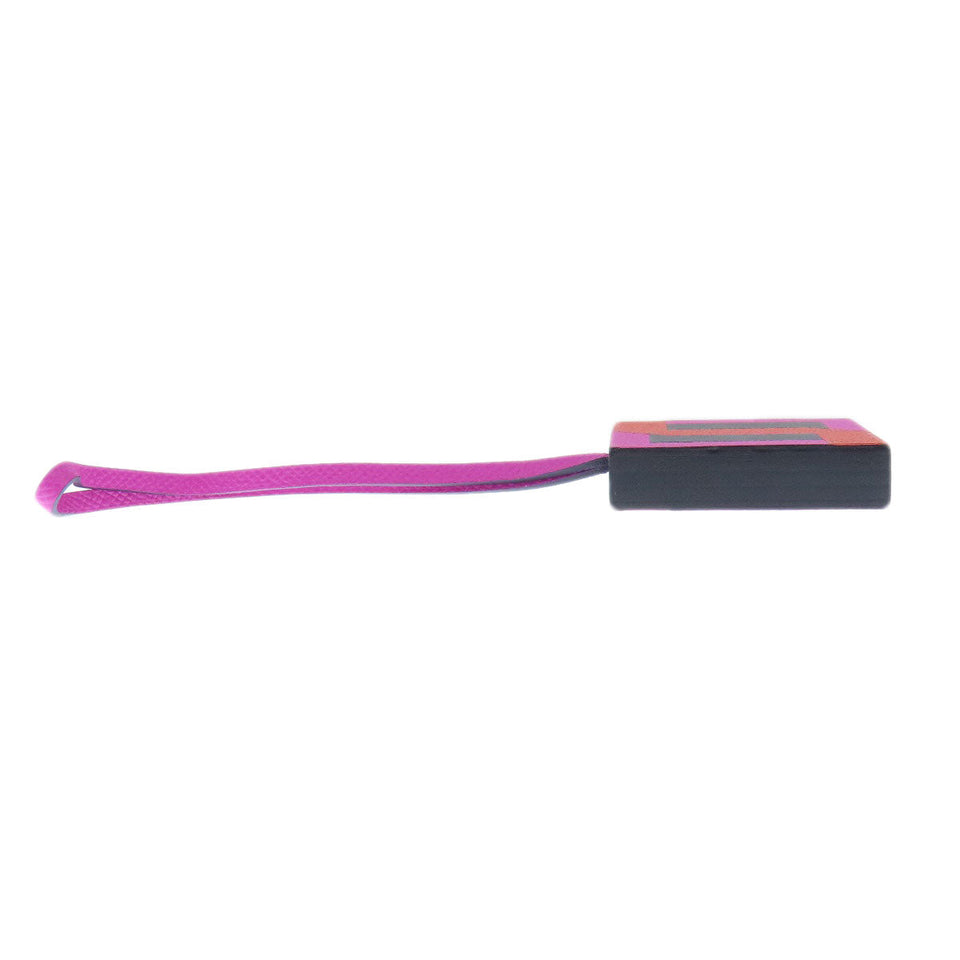 Hermes key ring Epsom, Leather pink Bag Charm Retorokare Women