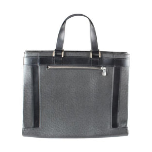 Louis Vuitton Taiga Kasbek Tote