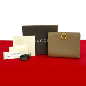 Gucci Bifold Wallet leather beige