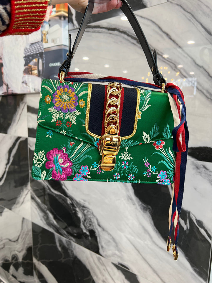 Gucci GREEN FLORAL JACQUARD SMALL SYLVIE BAG-HS