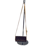 Crossbody Designer By Louis Vuitton Size: Medium