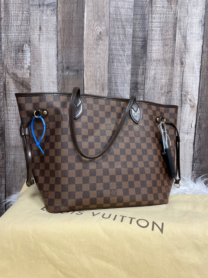Handbag Luxury Designer By Louis Vuitton Size: Large