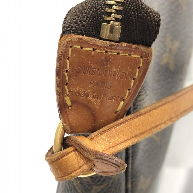 Louis Vuitton Pochette Accessoires Monogram