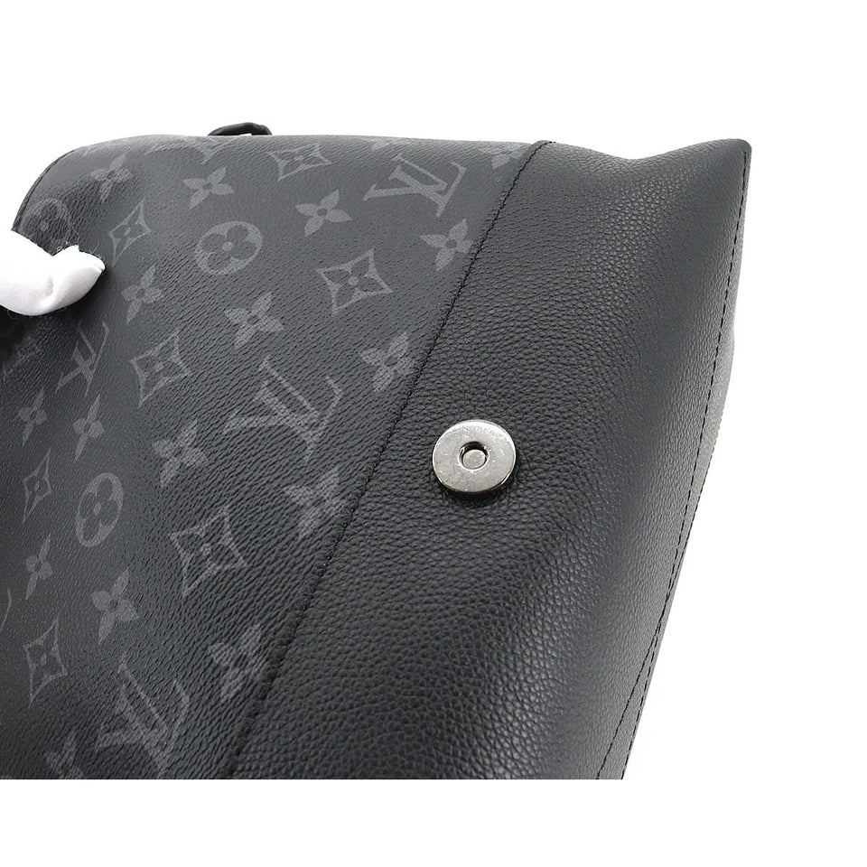 Louis Vuitton Monogram Eclipse Saumur Messenger PM Shoulder Bag Black