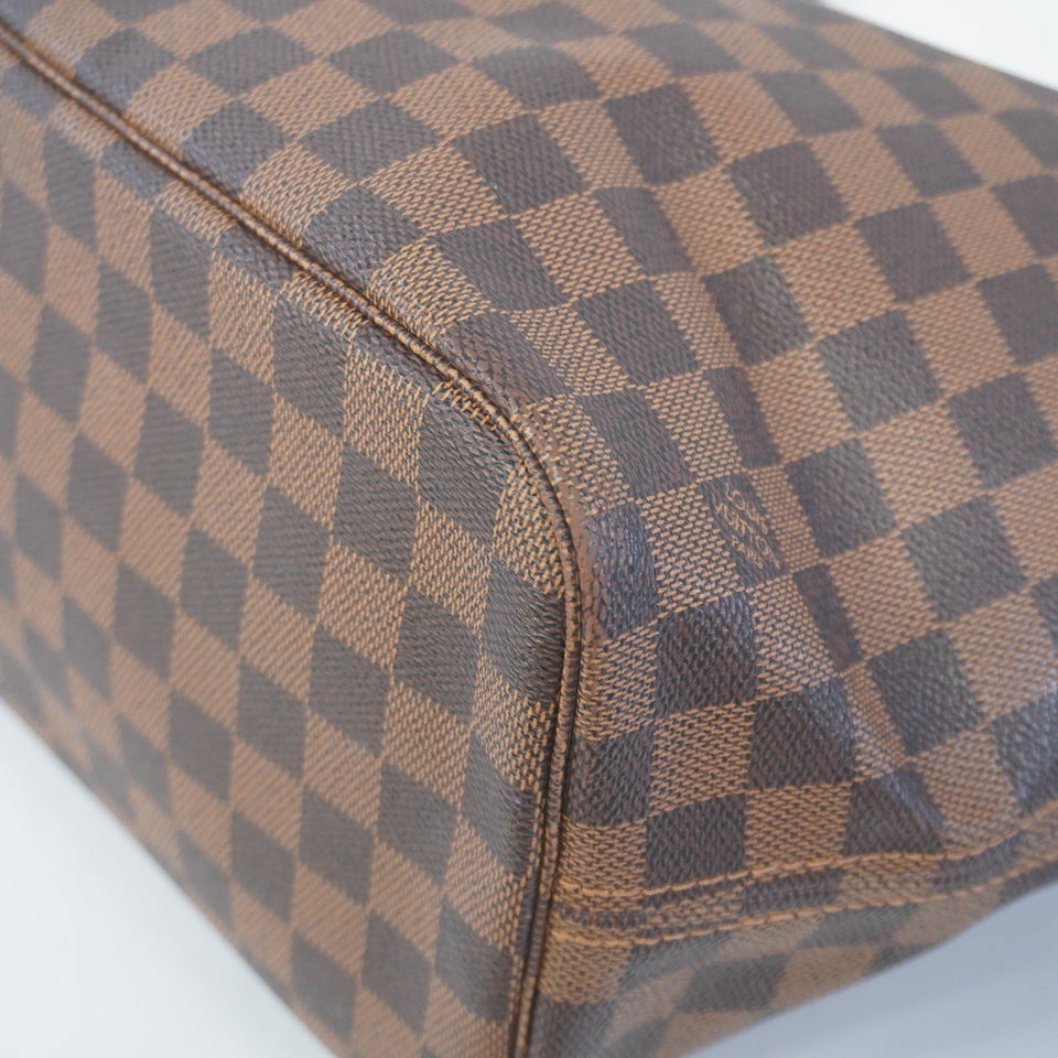 Louis Vuitton Damier Neverfull MM Neverfull Tote Bag