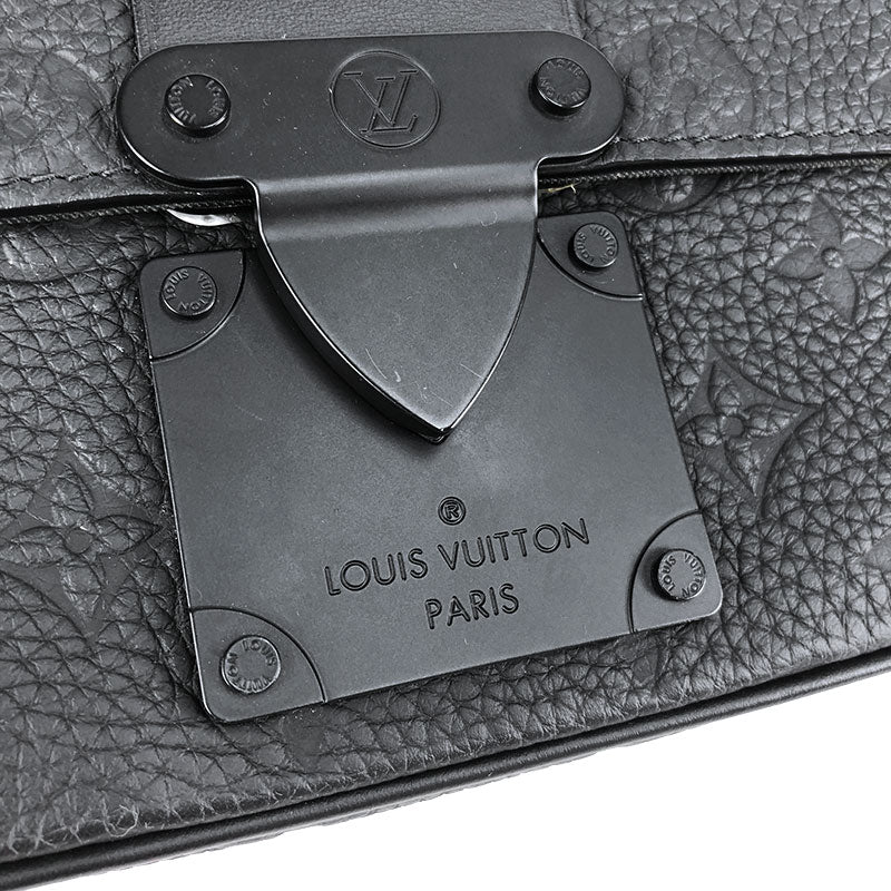 Louis Vuitton Messenger Noir Shoulder Bag