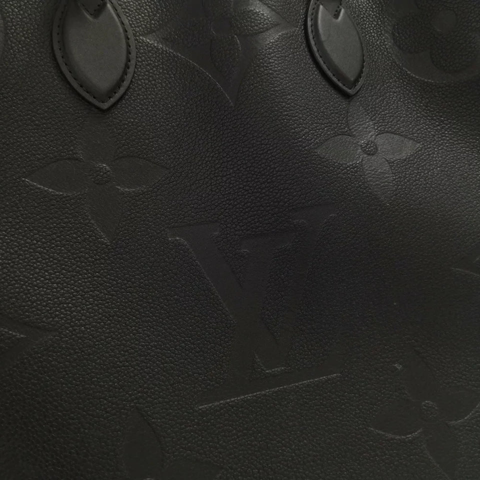 Louis Vuitton Monogram Giant On The Go GM Shoulder Bag 2way Bag Black