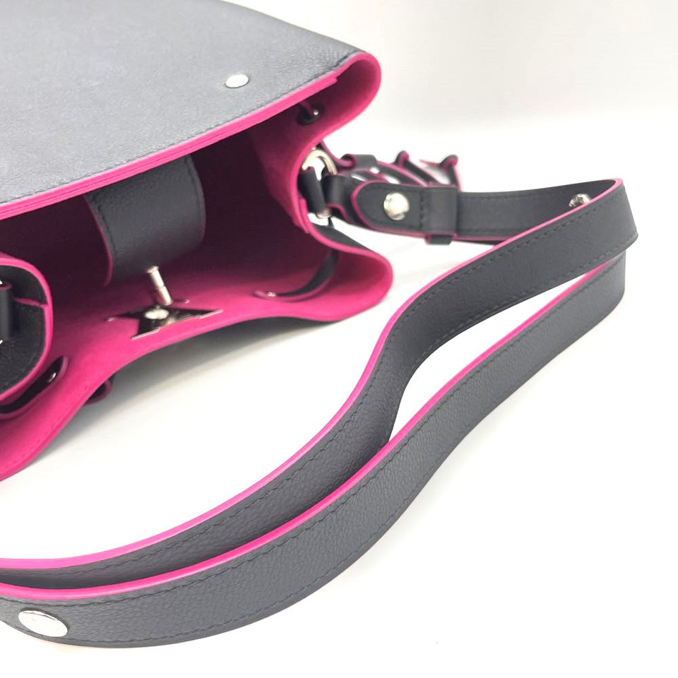 Louis Vuitton Lock Me Bucket Noir Fuchsia Leather 2way Shoulder Bag