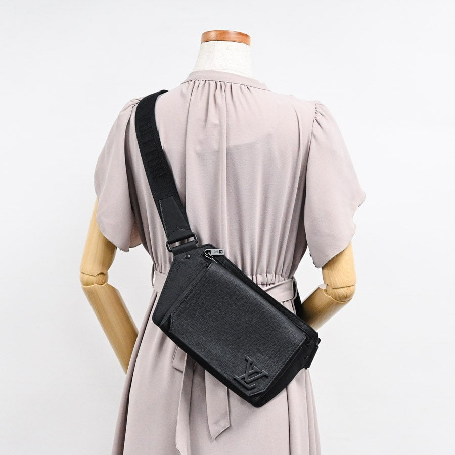 Louis Vuitton Take-off Sling Body Bag Kataoshi Leather
