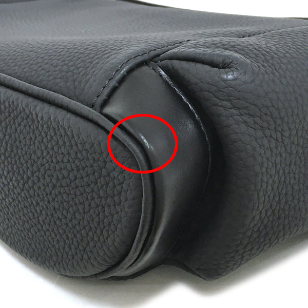 Louis Vuitton Christopher Messenger Shoulder Bag Leather
