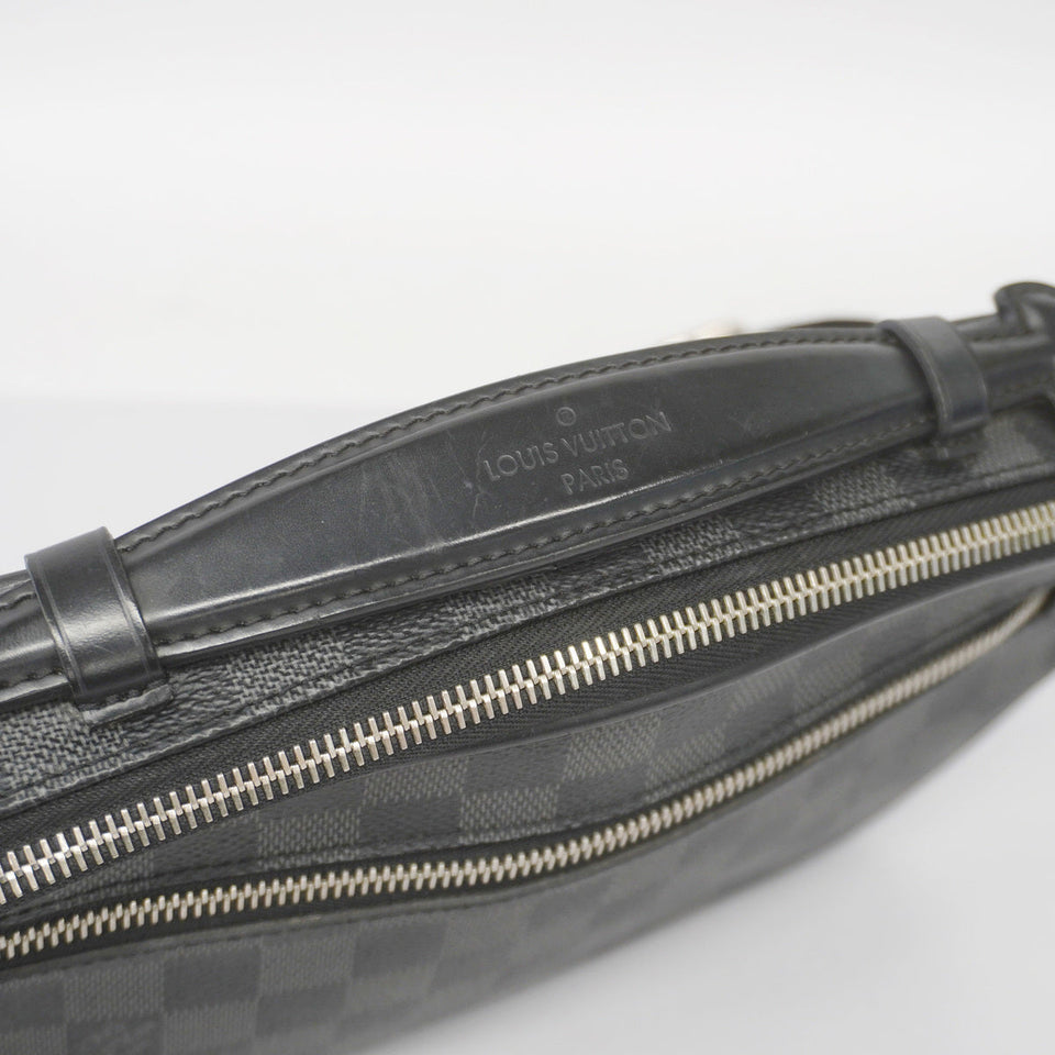 Louis Vuitton Body Bag Damier Graphite Ambrell