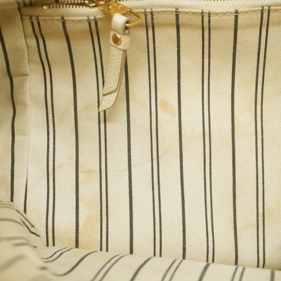 Louis Vuitton Lumineuse PM Empreinte Monogram Emplant Creme