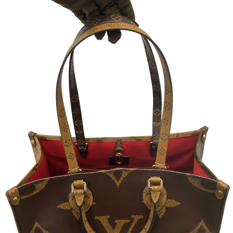 Louis Vuitton On The Go MM Monogram Giant Reverse Handbag