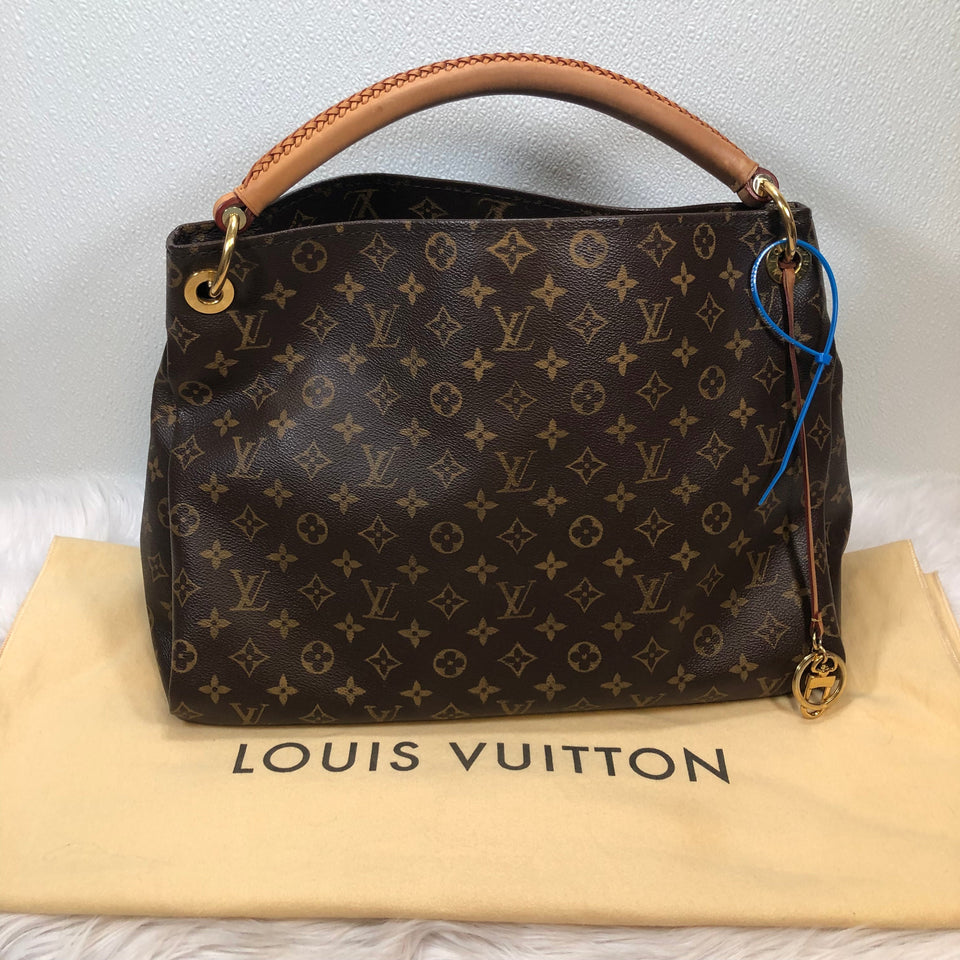 Handbag Designer By Louis Vuitton Size: Large