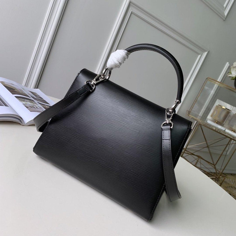 Louis Vuitton POCHETTE GRENELLE