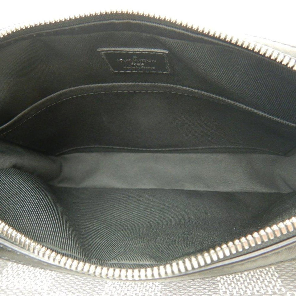 Louis Vuitton Damier Graphite 3D Trio Messenger Antarctica