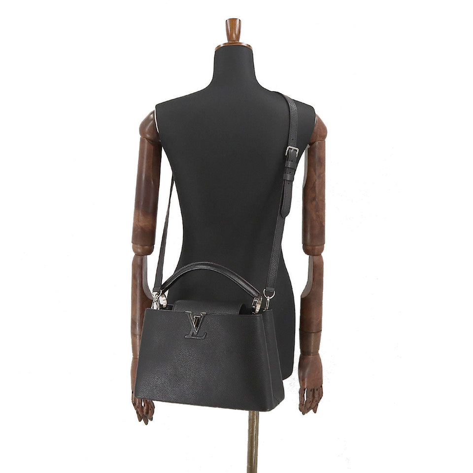 Louis Vuitton Capucines MM Shoulder Bag Taurillon Leather Black