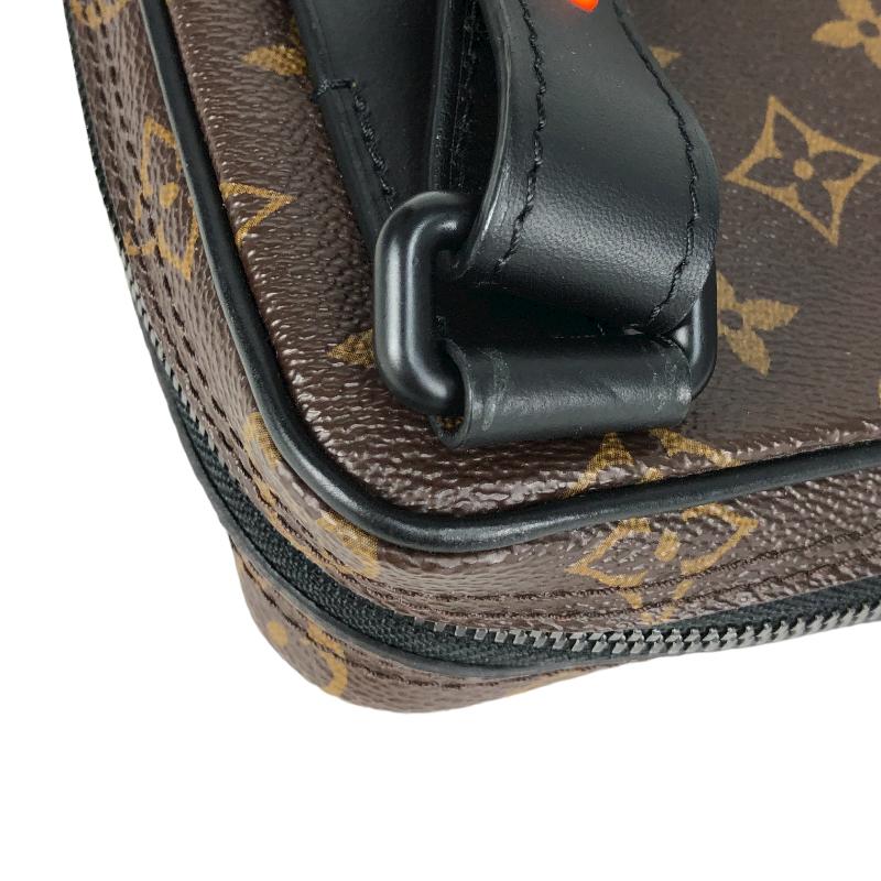Louis Vuitton Utility Front Bag  Monogram Noir