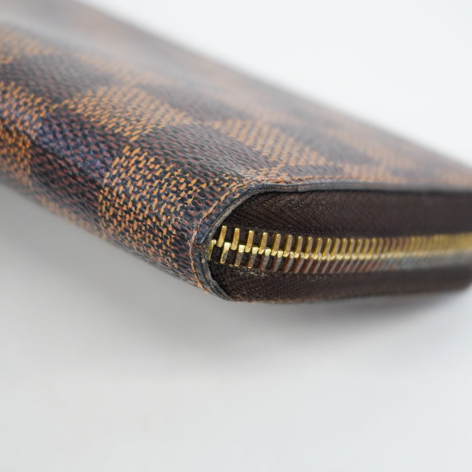 Louis Vuitton Long Wallet Damier Zippy Wallet