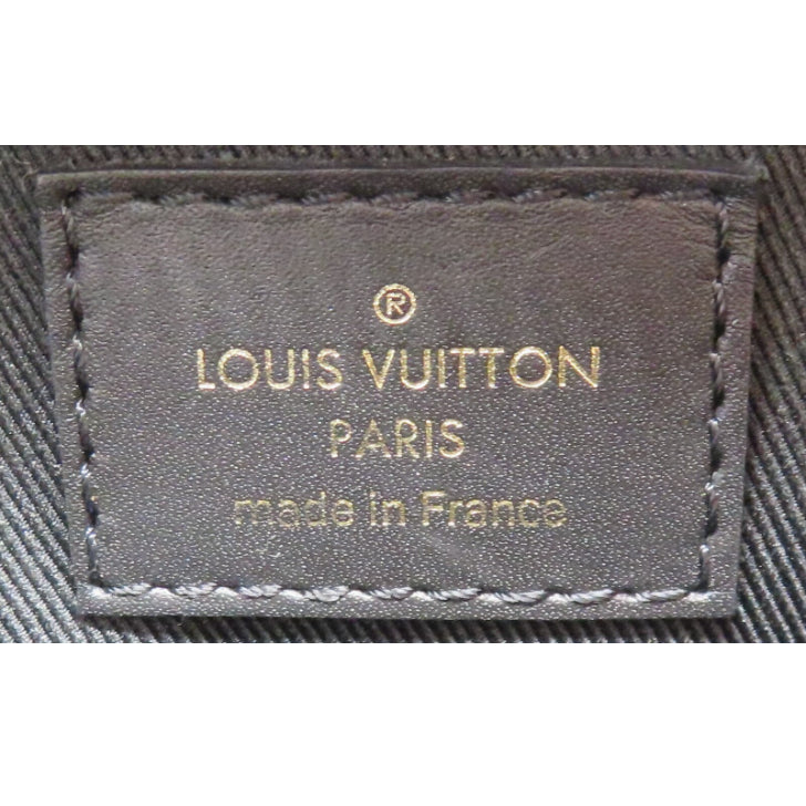 Louis Vuitton Saintonge Monogram Noir Shoulder Bag