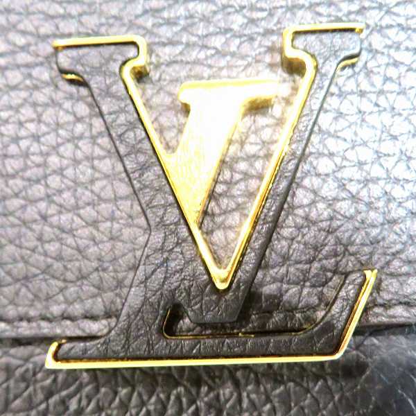 Louis Vuitton Capucines Portefeuille  Long Wallet