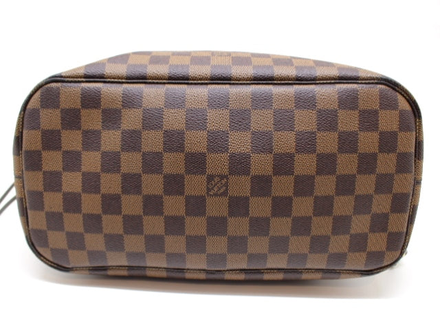 Louis Vuitton Neverfull MM Tote Bag Damier