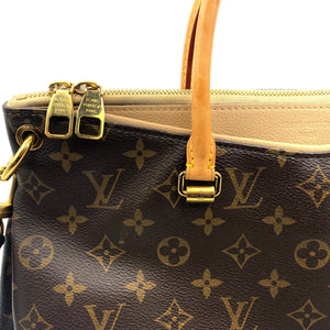 Handbag Luxury Designer By Louis Vuitton Size: Medium
