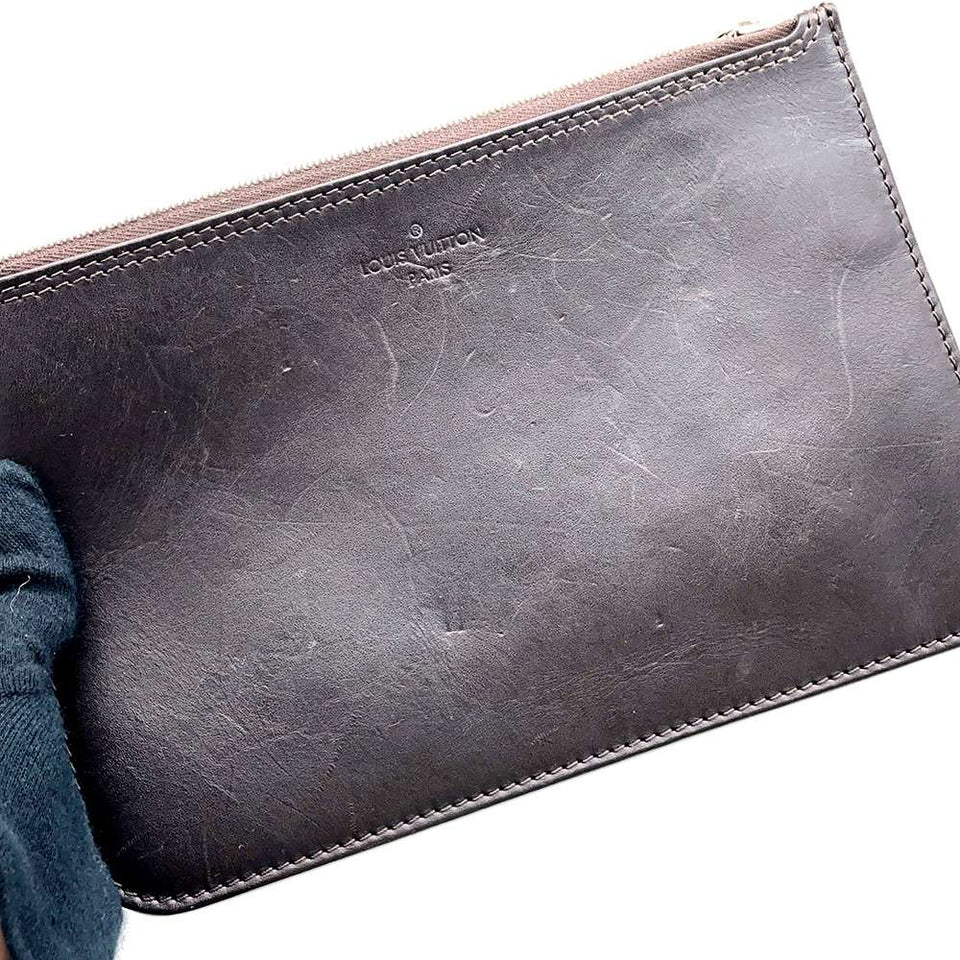 Louis Vuitton Mahina Leather Hina MM Shoulder Bag Black